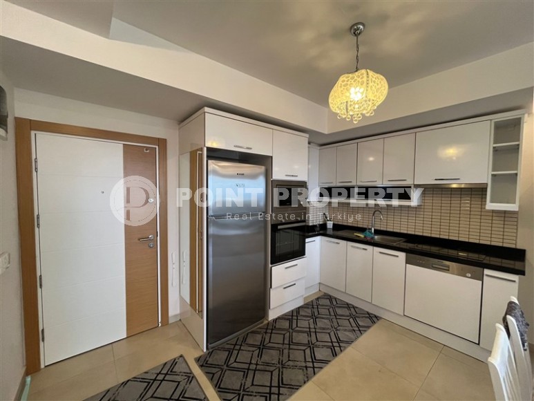 Comfortable, cozy apartment 700 meters from the beach, in the center of the modern area of Alanya - Cikcilli-id-7139-photo-3