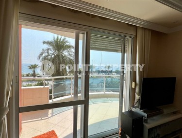 Bright, comfortable 2+1 apartment on the first line from the sea, with the possibility of obtaining Turkish citizenship-id-7145-photo-4