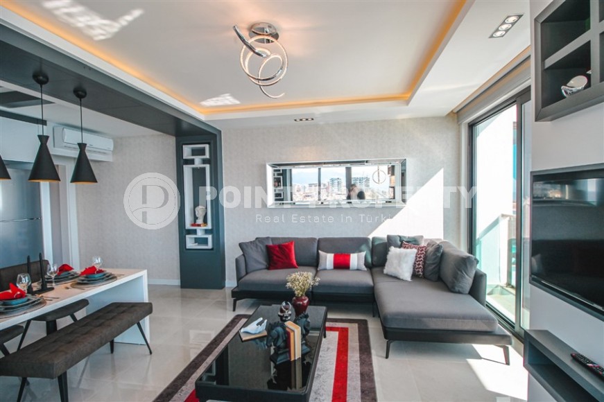 Stylish apartment with designer renovation on the first line from the sea, in the center of the modern area of Alanya - Mahmutlar-id-7149-photo-3