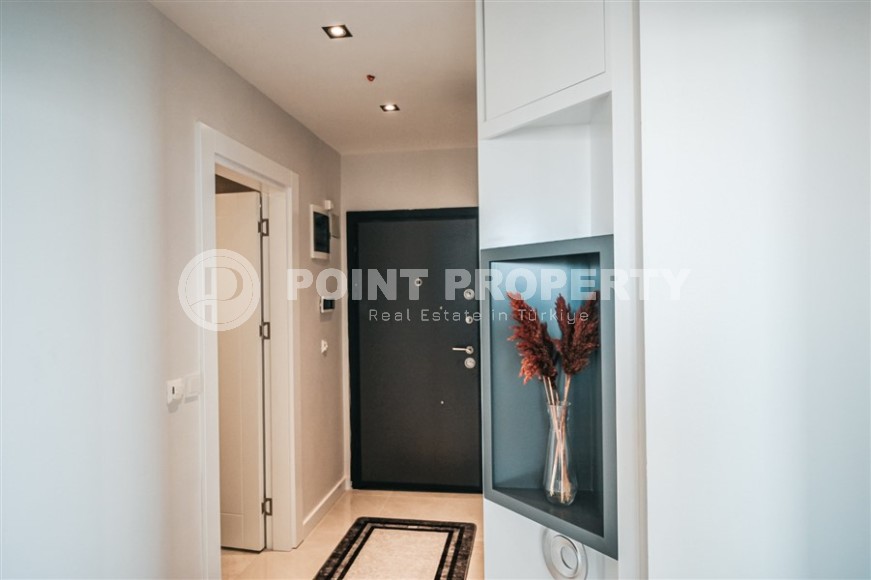 Stylish apartment with designer renovation on the first line from the sea, in the center of the modern area of Alanya - Mahmutlar-id-7149-photo-10