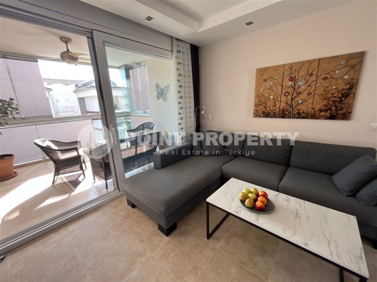 Apartment with high-quality renovation and modern design Apartment with high-quality renovation and modern design 800 meters from the sea, in the popular area of Alanya - Lower Oba-id-7150-photo-3