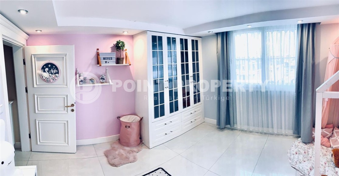 Large two-level apartment 4+1, with a total area of 230 m2, in the picturesque area of Alanya - Konakli-id-7151-photo-10