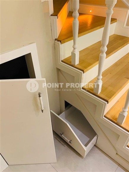 Large two-level apartment 4+1, with a total area of 230 m2, in the picturesque area of Alanya - Konakli-id-7151-photo-16