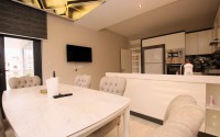 Spacious 3+1 apartment two and a half kilometers from the sea, in a prestigious area of Alanya - Upper Oba-id-7152-photo-3