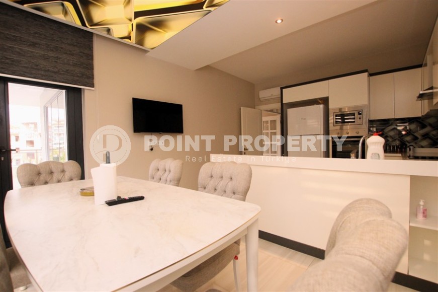 Spacious 3+1 apartment two and a half kilometers from the sea, in a prestigious area of Alanya - Upper Oba-id-7152-photo-3