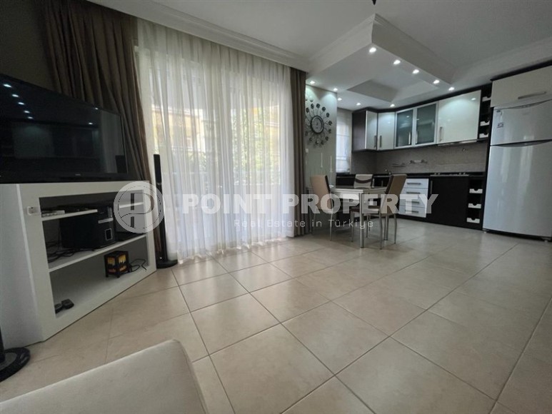 Spacious 2+1 apartment with a total area of 125 m2, in the center of the modern area of Alanya - Mahmutlar-id-7157-photo-2