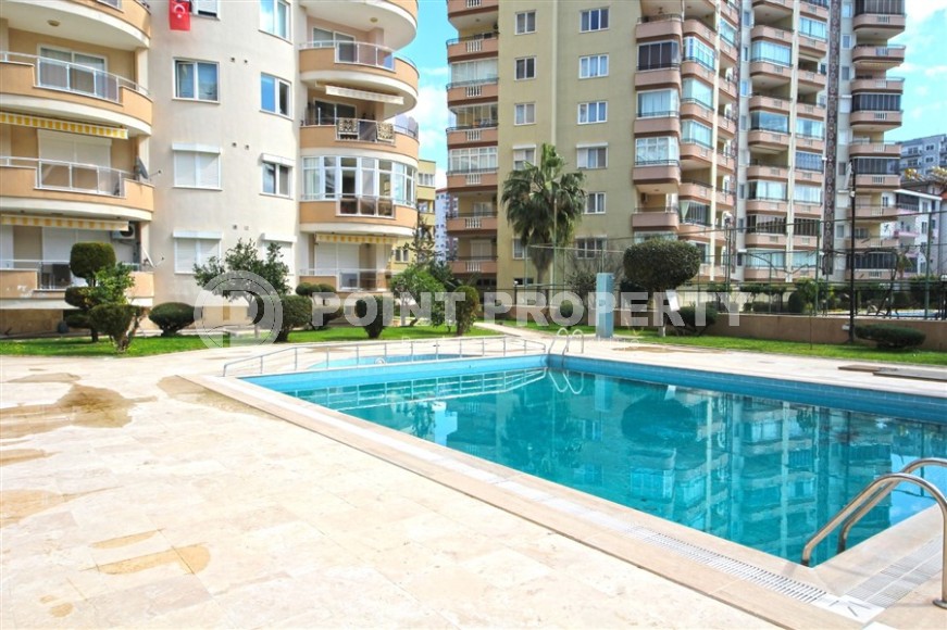 Spacious 2+1 apartment with a total area of 125 m2, in the center of the modern area of Alanya - Mahmutlar-id-7157-photo-9