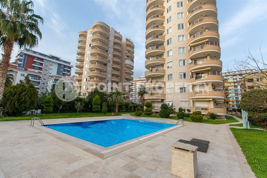 Spacious 2+1 apartment with a total area of 125 m2, in the center of the modern area of Alanya - Mahmutlar-id-7157-photo-11