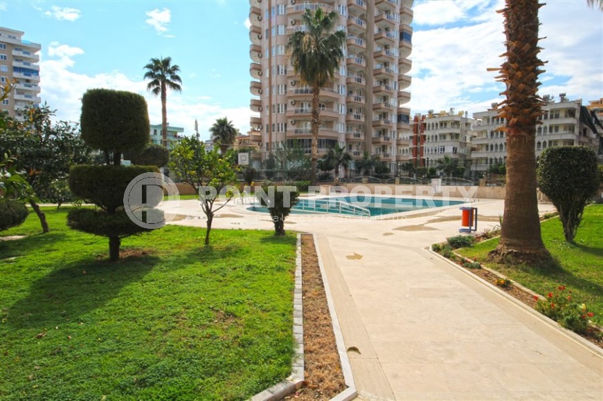 Spacious 2+1 apartment with a total area of 125 m2, in the center of the modern area of Alanya - Mahmutlar-id-7157-photo-12