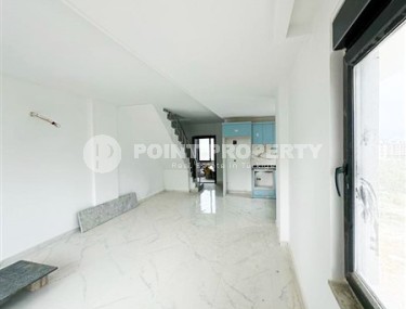 Двухуровневая квартира 2+1 в жилом комплексе на завершающем этапе строительства, в 300 метрах от моря-id-7158-фото-3