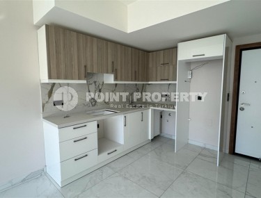 New 1+1 apartment with high-quality finishing, 450 meters from the famous Cleopatra Beach-id-7163-photo-4