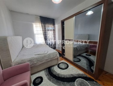 Недорогая меблированная квартира 2+1, общей площадью 125 м2, в современном районе центральной части Аланьи - Гюллер Пынары-id-7164-фото-5