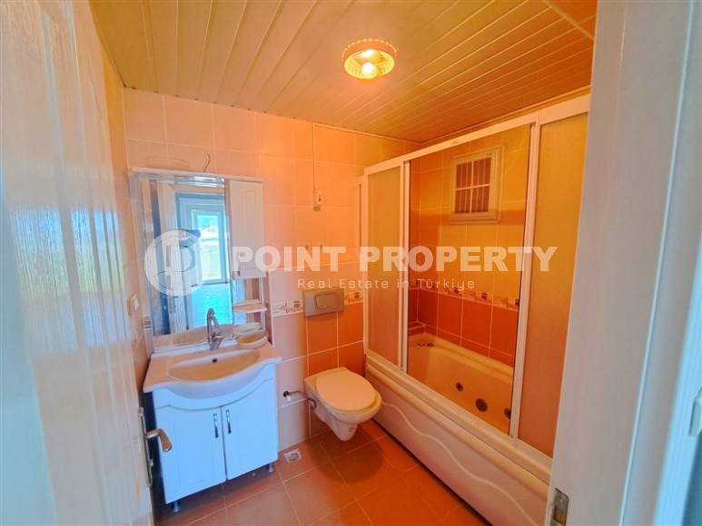 Панорамная двухуровневая квартира с роскошным видом на море, в ухоженном жилом комплексе с бассейном и садом-id-7168-фото-10