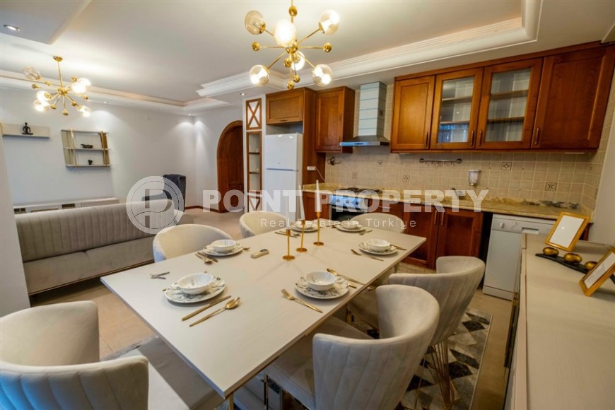 Comfortable apartment with modern design, furniture and household appliances 50 meters from the sea, in the center of Mahmutlar-id-7170-photo-3