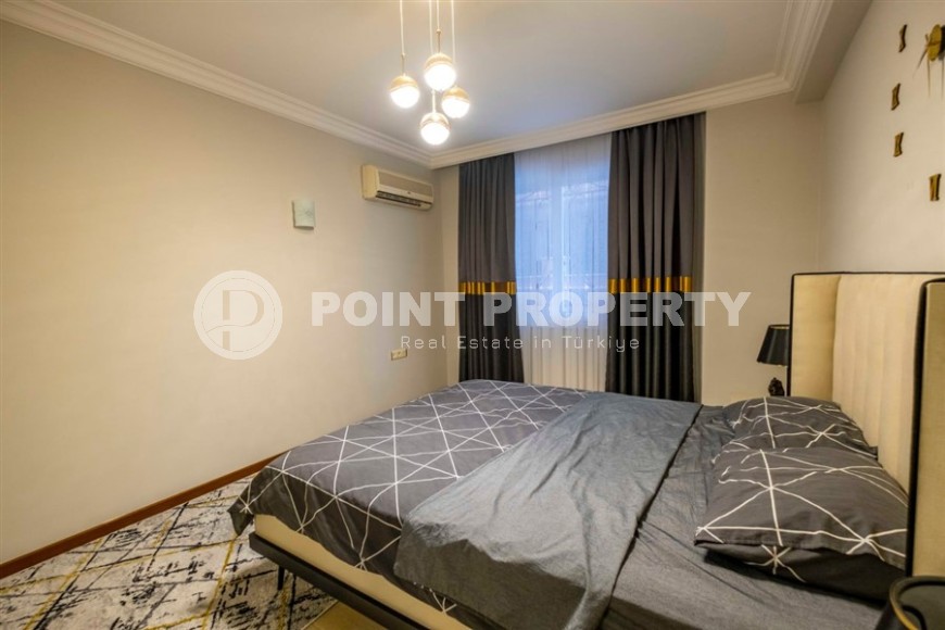 Comfortable apartment with modern design, furniture and household appliances 50 meters from the sea, in the center of Mahmutlar-id-7170-photo-4