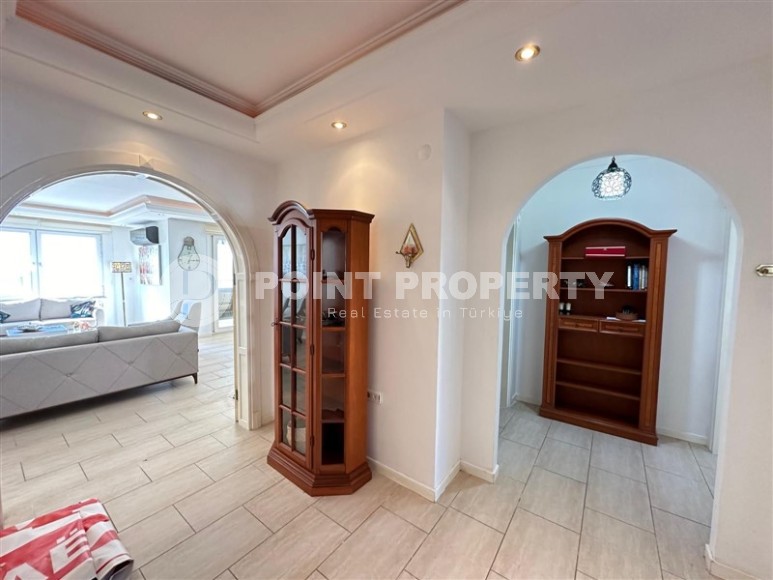 Panoramic apartment with sea views, on the 8th floor in a comfortable residential complex, with rich internal infrastructure-id-7171-photo-10