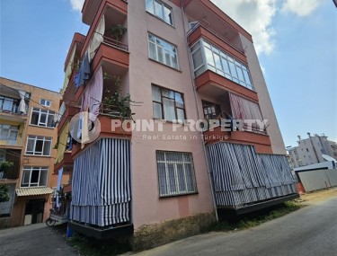 Недорогая квартира 1+1, общей площадью 75 м2, на 4-м этаже в доме 1995 года постройки-id-7172-фото-1