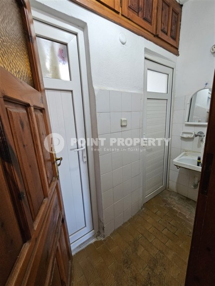 Недорогая квартира 1+1, общей площадью 75 м2, на 4-м этаже в доме 1995 года постройки-id-7172-фото-6