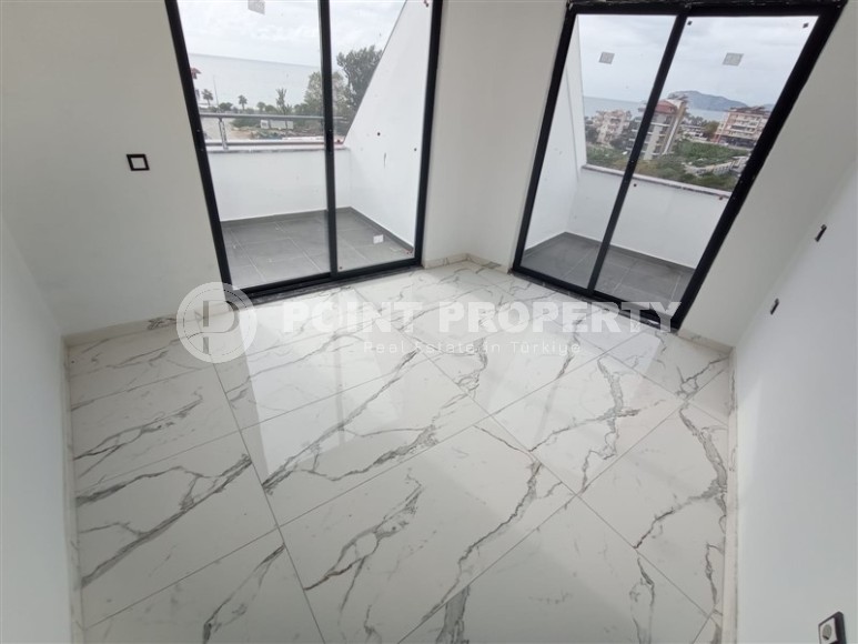 Двухуровневая квартира с панорамным видом на море и гору Кале, в современном жилом комплексе, введенном в эксплуатацию в 2023 году-id-7174-фото-5