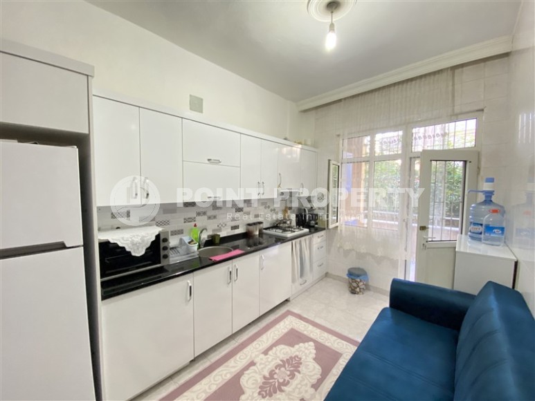 Доступная по цене квартира на 1-м этаже в доме 2003 года постройки, в километре от моря-id-7176-фото-3