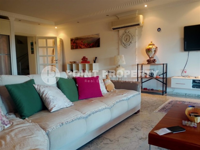 Двухэтажная вилла-близнец с собственным садом, в живописном, экологически чистом районе Аланьи - Тепе-id-7179-фото-4