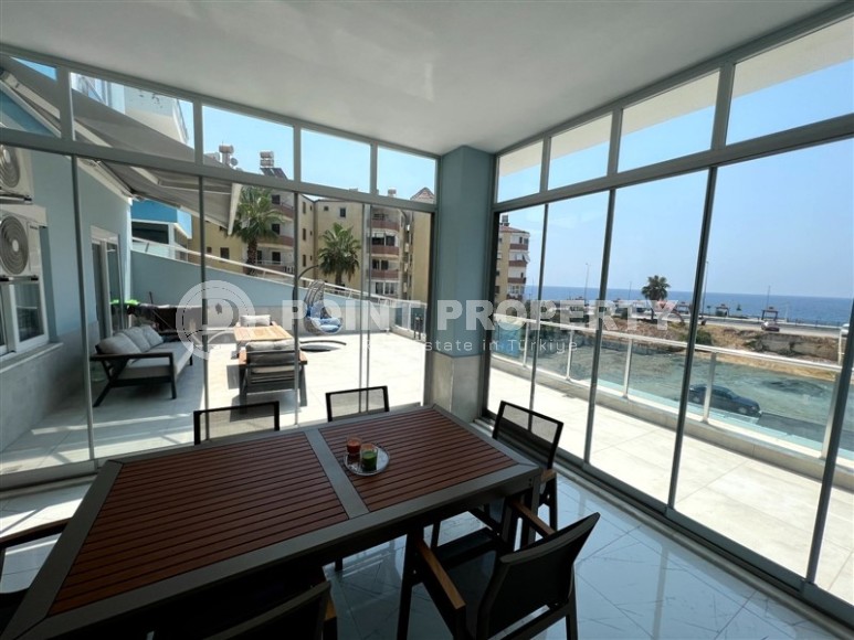 Панорамная квартира с роскошным видом на море, в 100 метрах от пляжа, в центре района Махмутлар-id-7183-фото-3