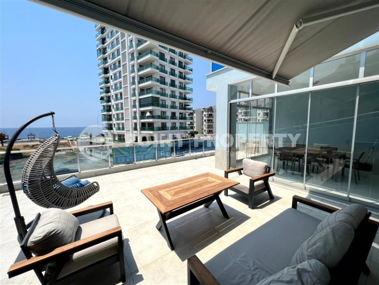 Панорамная квартира с роскошным видом на море, в 100 метрах от пляжа, в центре района Махмутлар-id-7183-фото-7