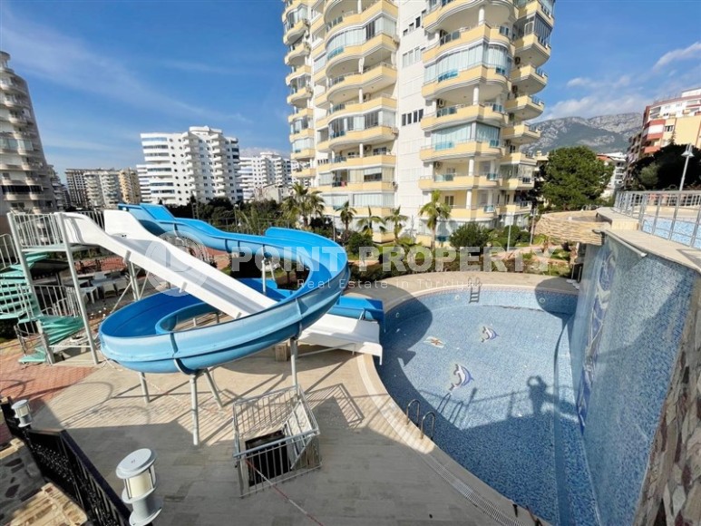 Comfortable apartment with furniture and household appliances 700 meters from the sea, in the center of the popular area of Alanya - Mahmutlar-id-7197-photo-19