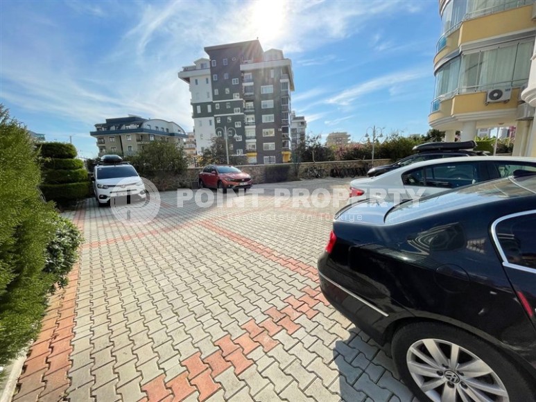Comfortable apartment with furniture and household appliances 700 meters from the sea, in the center of the popular area of Alanya - Mahmutlar-id-7197-photo-24