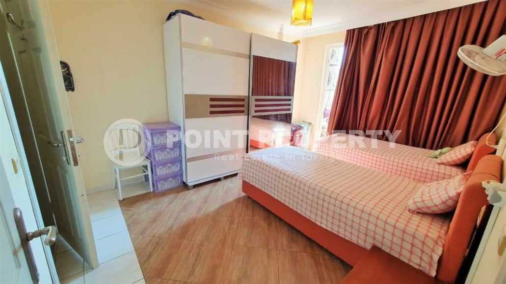 Comfortable, bright apartment on the 3rd floor 600 meters from the sea, in a quiet area of Alanya - Tosmur-id-7198-photo-5