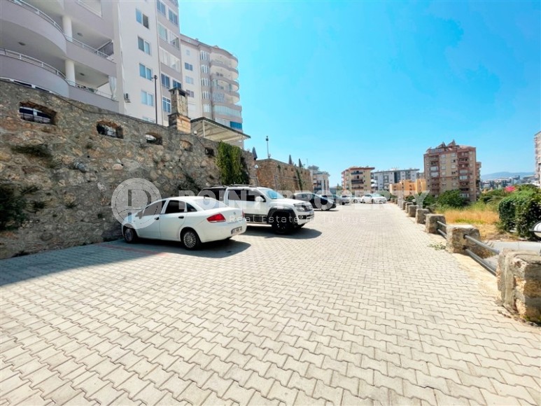 Comfortable, bright apartment on the 3rd floor 600 meters from the sea, in a quiet area of Alanya - Tosmur-id-7198-photo-20