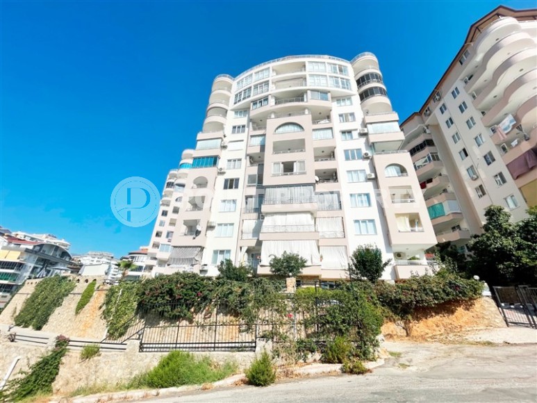 Comfortable, bright apartment on the 3rd floor 600 meters from the sea, in a quiet area of Alanya - Tosmur-id-7198-photo-21