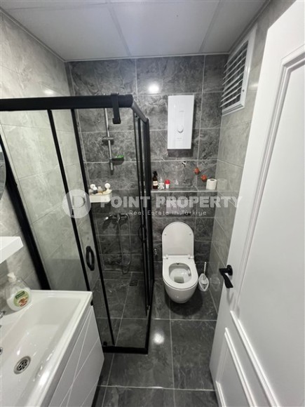 Compact 1+1 apartment with a spacious glazed balcony, in a prestigious area of Alanya - Upper Oba-id-7201-photo-5