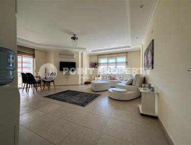 Светлая, просторная квартира 3+1, общей площадью 140 м2, в центре живописного района Аланьи - Тосмур-id-7204-фото-2