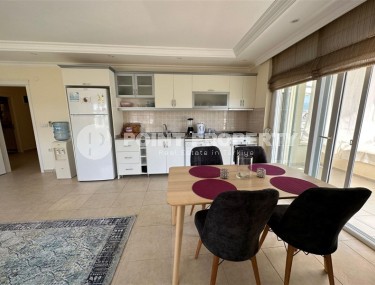 Светлая, просторная квартира 3+1, общей площадью 140 м2, в центре живописного района Аланьи - Тосмур-id-7204-фото-4