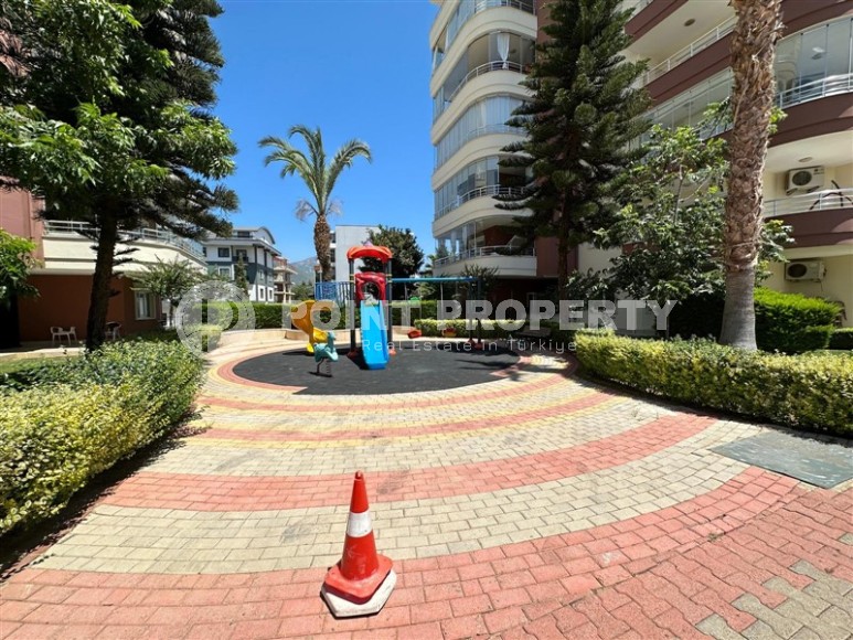 Светлая, просторная квартира 3+1, общей площадью 140 м2, в центре живописного района Аланьи - Тосмур-id-7204-фото-18