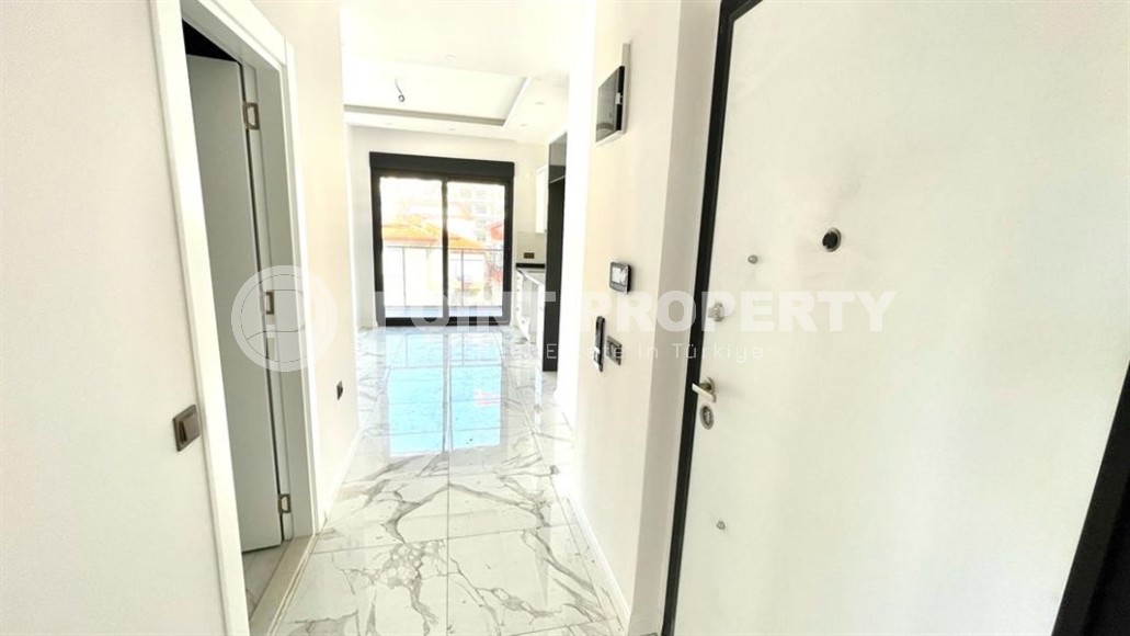 Светлая квартира с качественной чистовой отделкой, на 4-м этаже в новой резиденции, введенной в эксплуатацию в 2023 году Описание:-id-7206-фото-10