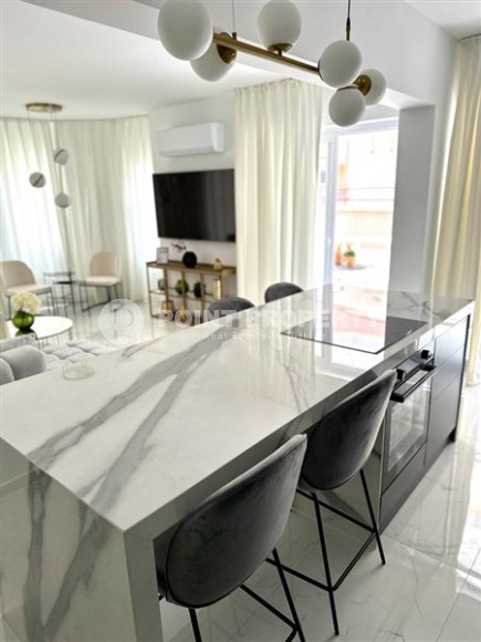 Stylish apartment with a new designer renovation 850 meters from the sea, in the center of Alanya-id-7208-photo-7