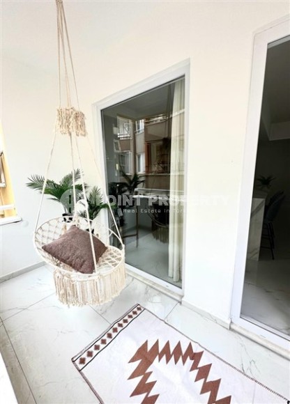 Stylish apartment with a new designer renovation 850 meters from the sea, in the center of Alanya-id-7208-photo-13