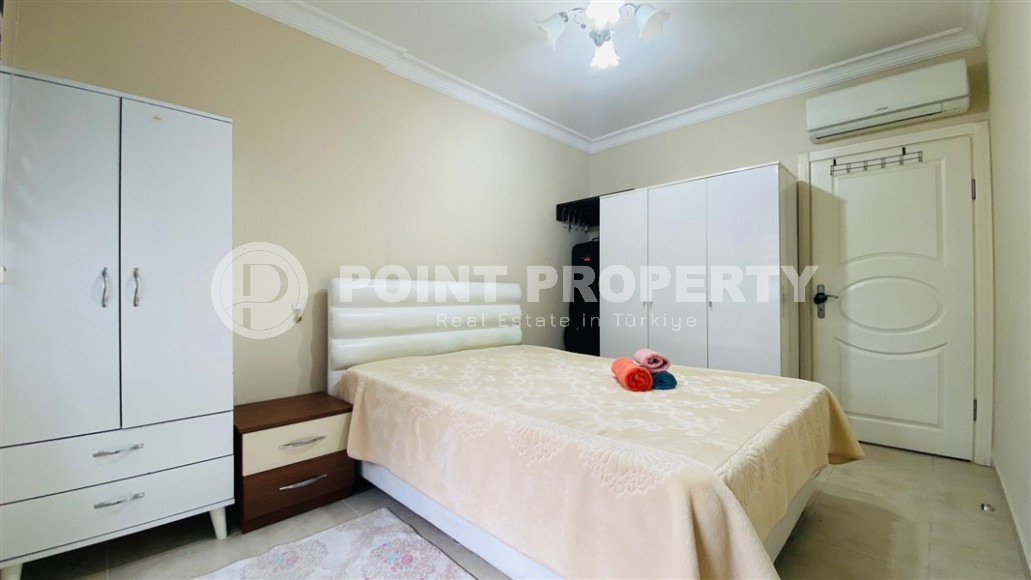 Comfortable furnished 1+1 apartment 300 meters from the sea, in the center of Mahmutlar-id-7209-photo-6