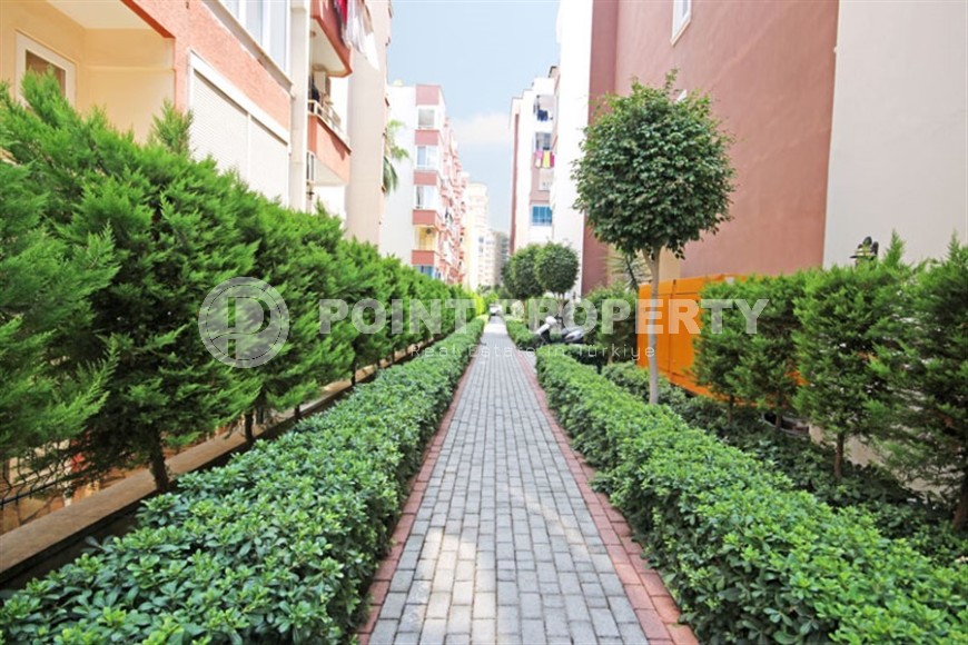 Comfortable furnished 1+1 apartment 300 meters from the sea, in the center of Mahmutlar-id-7209-photo-14