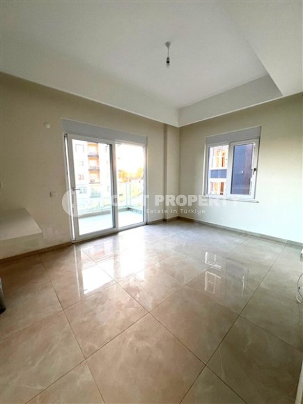New apartment with fine finishing on the 1st floor in a residential complex, commissioned in 2022-id-7210-photo-3