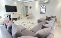 Furnished three-room apartment, 130m², in a cozy complex with a swimming pool, in the center of Alanya-id-1561-photo-2