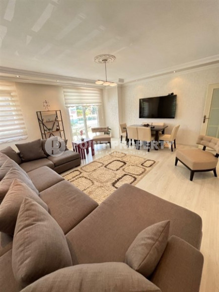 Furnished three-room apartment, 130m², in a cozy complex with a swimming pool, in the center of Alanya-id-1561-photo-3