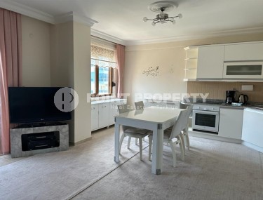 Comfortable ready-to-move-in apartment 100 meters from the sea, in the center of Mahmutlar-id-7218-photo-2