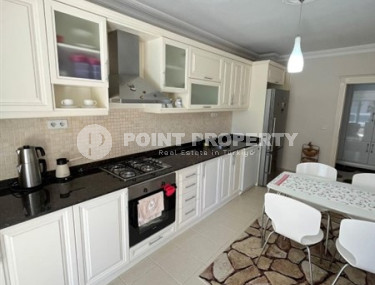 Furnished three-room apartment, 130m², in a cozy complex with a swimming pool, in the center of Alanya-id-1561-photo-5