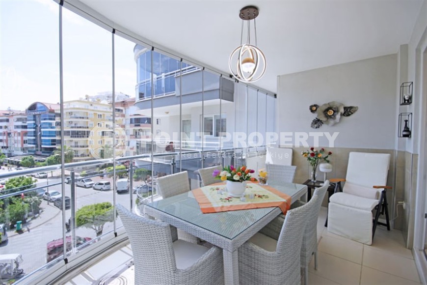 Bright, spacious 2+1 apartment with a total area of 125 m2, in the center of the popular area of Alanya - Mahmutlar-id-7220-photo-9
