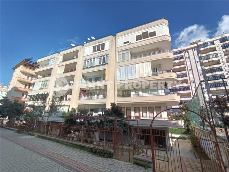 Просторная квартира 2+1, общей площадью 130 м2, на 1-м этаже в доме 2003 года постройки-id-7226-фото-1