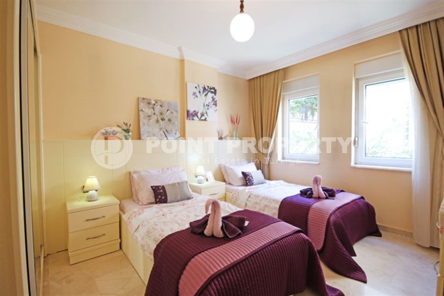 Detached two-storey villa with sea views, 650 meters from the luxurious sandy beach and promenade-id-7228-photo-9