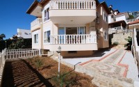 Detached two-storey villa with sea views, 650 meters from the luxurious sandy beach and promenade-id-7228-photo-26